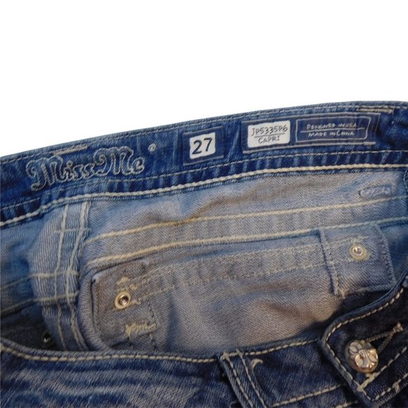Miss Me Mid Rise Capri Jeans Womens Size 27 Distressed Embroidered Studded Denim - Picture 7 of 10